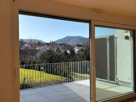 Wohnung zur Miete 1.700 € 3 Zimmer 89 m² Geschoss 2/3 frei ab sofort Pfullingen 72793