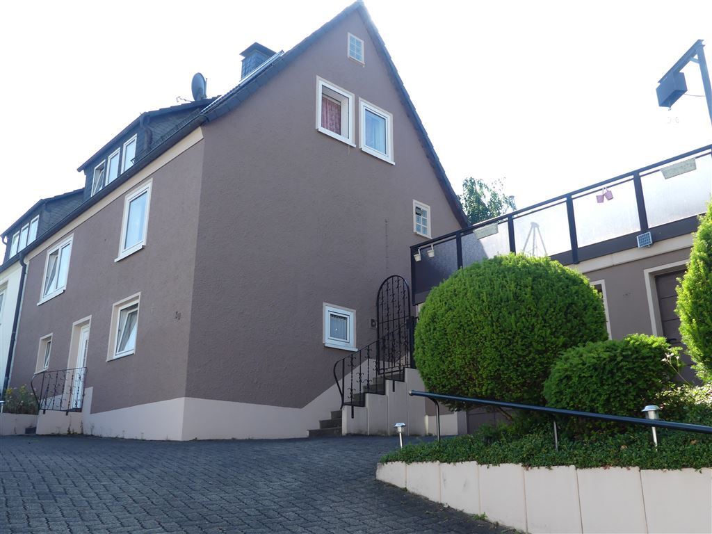 Doppelhaushälfte zum Kauf 195.000 € 4 Zimmer 100 m²<br/>Wohnfläche 750 m²<br/>Grundstück Buckesfeld / Othlinghausen Lüdenscheid 58509