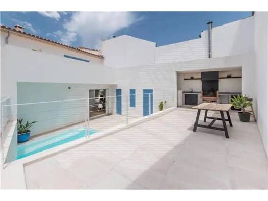 Villa zur Miete 2.600 € 3 Zimmer 300 m² 400 m² Grundstück Selva 07313