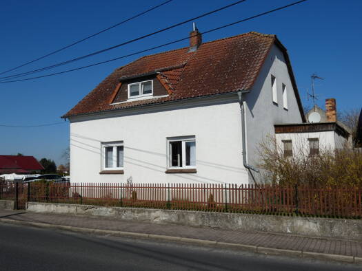 Haus zum Kauf 59.000 € 4 Zimmer 120 m² 2.501 m² Grundstück Wiederau Uebigau-Wahrenbrück 04938