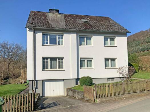 Mehrfamilienhaus zum Kauf 223.000 € 8 Zimmer 156 m² 718 m² Grundstück Heringhausen Bestwig 59909
