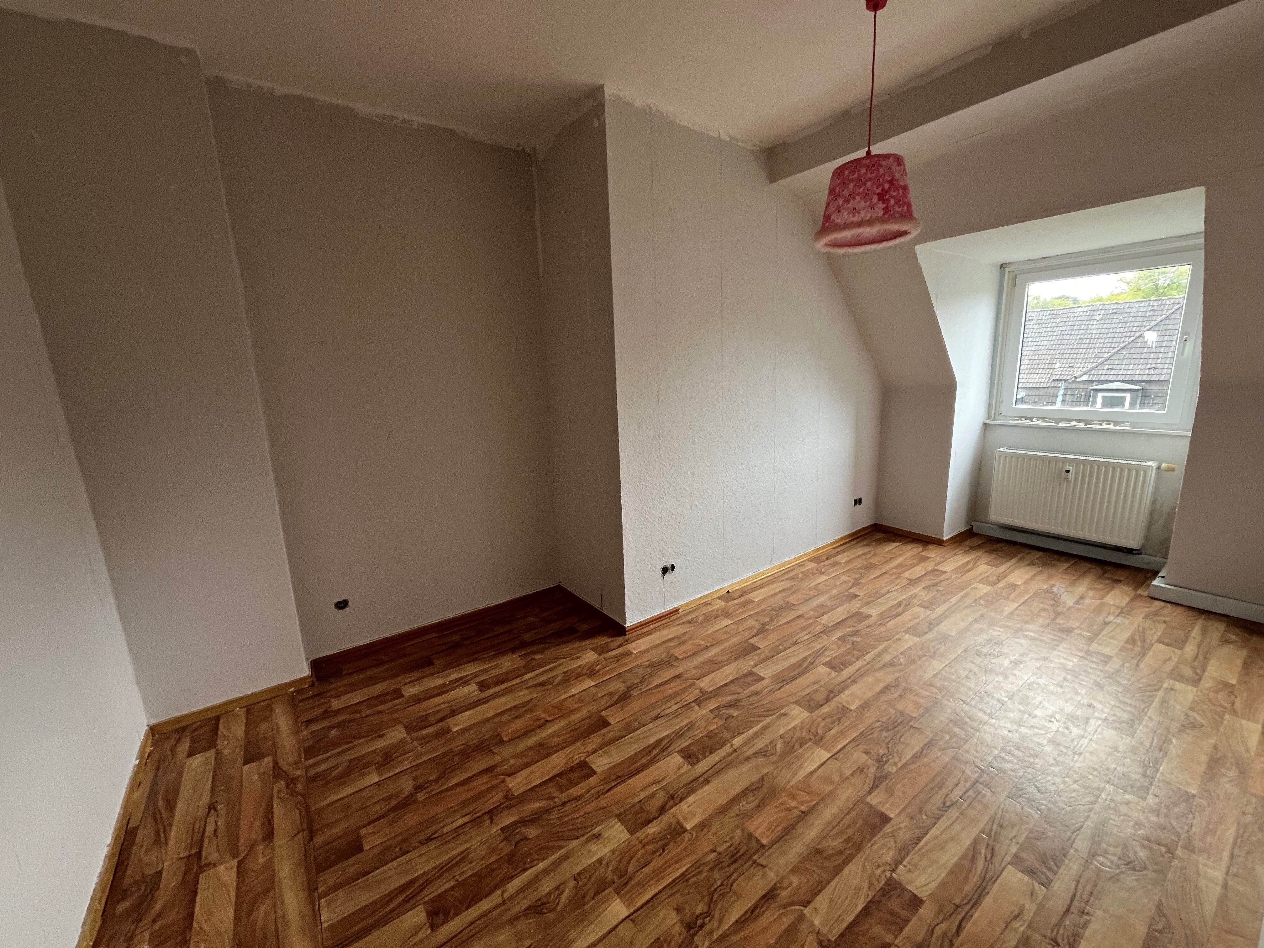 Wohnung zur Miete 495 € 3,5 Zimmer 66,1 m²<br/>Wohnfläche 3.<br/>Geschoss ab sofort<br/>Verfügbarkeit Berliner Str. 153 Frohnhausen Essen 45144