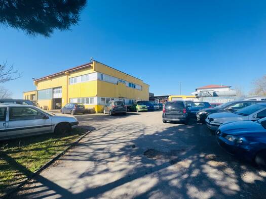 Lagerhalle zum Kauf 1.500.000 € 1.000 m² Lagerfläche Burlafingen Neu-Ulm 89233