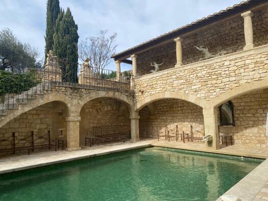 Schloss zum Kauf 4.725.000 € 21 Zimmer 1.400 m² 1.805 m² Grundstück Centre Est Uzès 30700