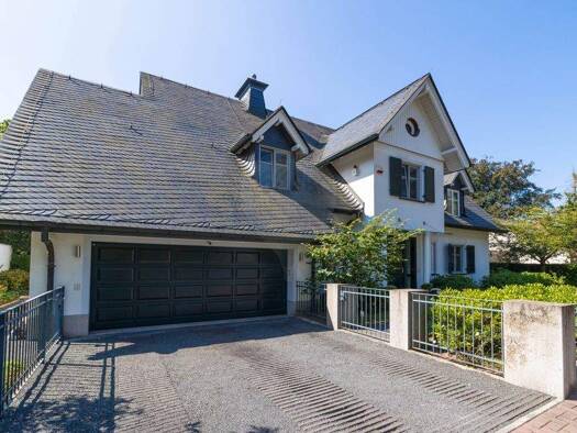 Villa zum Kauf 5.100.000 € 10 Zimmer 359 m² 1.007 m² Grundstück Gonzenheim Bad Homburg 61350
