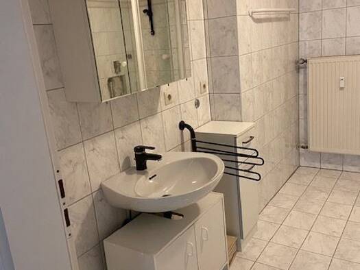 Wohnung zur Miete 800 € 3,5 Zimmer 85 m² Geschoss EG/3 frei ab sofort Neuweier Baden-Baden 76534
