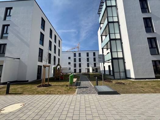 Wohnung zur Miete 594 € 3 Zimmer 76,7 m² 1. Geschoss frei ab sofort Straubing Straubing 94315