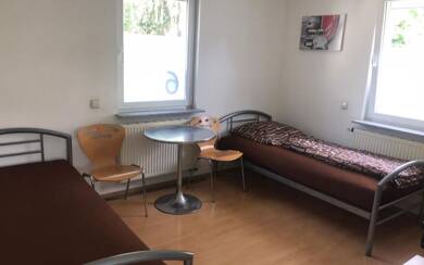 WG-Zimmer zur Miete Wohnen auf Zeit 620 € 13 m² frei ab 21.05.2025 Hermannstrasse 0 Zell Esslingen - Zell 73730