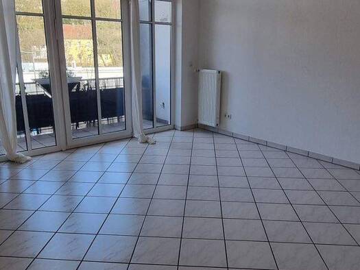 Wohnung zur Miete 699 € 2 Zimmer 90 m² 2. Geschoss frei ab sofort Bahnhofsplatz 2 Bielstein Wiehl 51674