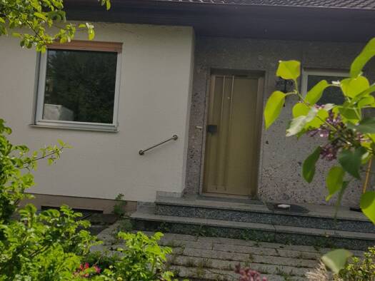 Haus zum Kauf 649.000 € 6 Zimmer 130 m² 898 m² Grundstück Adelshofen 82276