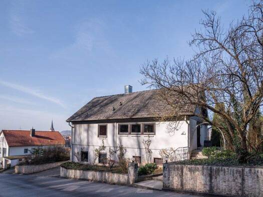 Einfamilienhaus zum Kauf 295.000 € 8,5 Zimmer 99 m² 953 m² Grundstück Eltmann 97483