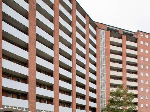 Wohnung zur Miete 643 € 3 Zimmer 89,3 m² 11. Geschoss frei ab 01.08.2026 Kolberger Platz 1 St. Lorenz Süd Lübeck 23558