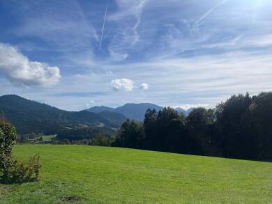 Bauernhaus zum Kauf 1.790.000 € 10 Zimmer 245 m² 3.200 m² Grundstück Scharam Siegsdorf 83313