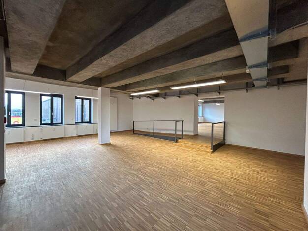 Bürofläche zur Miete provisionsfrei 14,50 € 251 m² Bürofläche Linden-Süd Hannover 30449