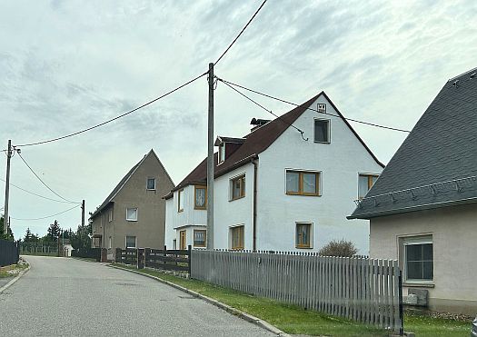 Einfamilienhaus zum Kauf provisionsfrei 129.000 € 4 Zimmer 120 m²<br/>Wohnfläche 1.500 m²<br/>Grundstück ab sofort<br/>Verfügbarkeit Hopfgarten Frohburg 04654