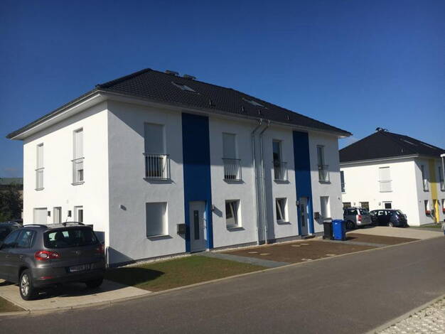 Doppelhaushälfte zum Kauf provisionsfrei 389.000 € 5 Zimmer 111 m² 440 m² Grundstück frei ab 15.06.2026 Neuer Weg 15 Neuburg 23974