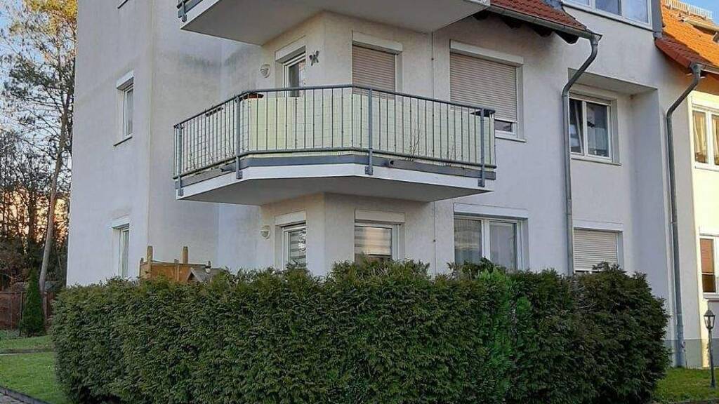 Wohnung zur Miete 562 € 3 Zimmer 74,9 m² frei ab sofort Meeraner Straße 70 c Ponitz 04639