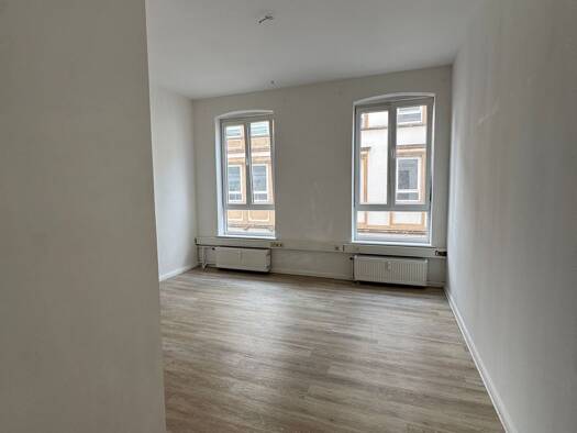 Wohnung zur Miete 1.125 € 5,5 Zimmer 131 m² Geschoss 1/5 frei ab sofort Viktoriastraße 3 Jürgensby Flensburg 24937