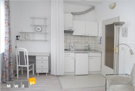 Wohnung zur Miete Wohnen auf Zeit 790 € 1 Zimmer 28 m²<br/>Wohnfläche 15.12.2024<br/>Verfügbarkeit Pempelfort Düsseldorf 40477