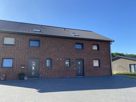 Doppelhaushälfte zur Miete 1.320 € 4 Zimmer 110 m² 400 m² Grundstück Beverstedt 27616