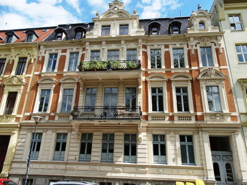 großräumige 2 Raumwohnung mit Balkon, Kammer und Keller