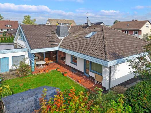 Einfamilienhaus zum Kauf 460.000 € 205 m² 535 m² Grundstück Niedervellmar Vellmar / Niedervellmar 34246