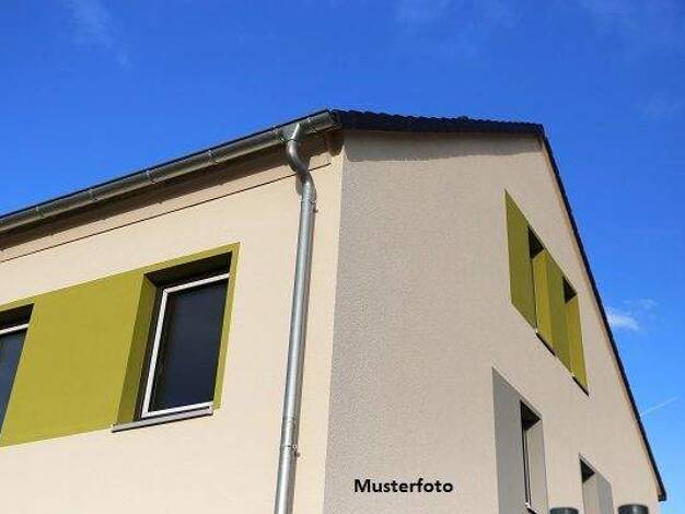 Mehrfamilienhaus zum Kauf 278.500 € 291 m² 497 m² Grundstück Friedrichsdorf 61381