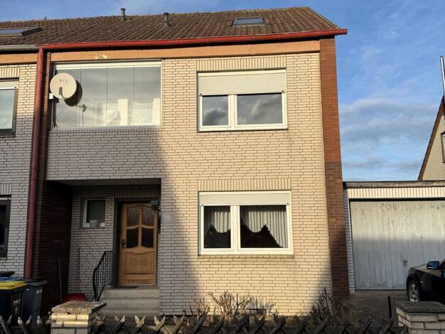 Einfamilienhaus zum Kauf 135.000 € 4,5 Zimmer 97 m² 313 m² Grundstück Groß Flöthe Flöthe 38312