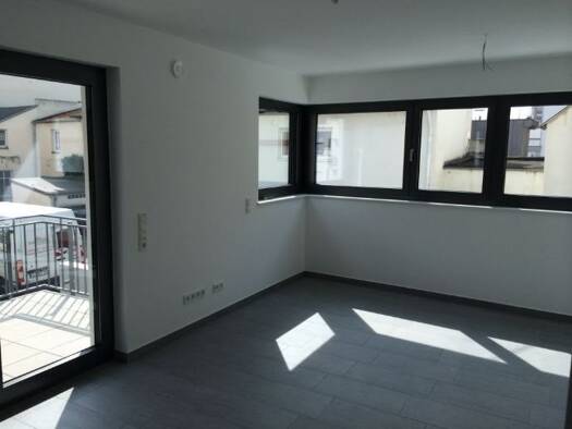 Wohnung zur Miete 870 € 2 Zimmer 73,2 m² 1. Geschoss frei ab 01.05.2026 Töpferstraße 24 Trier-Süd Trier 54290