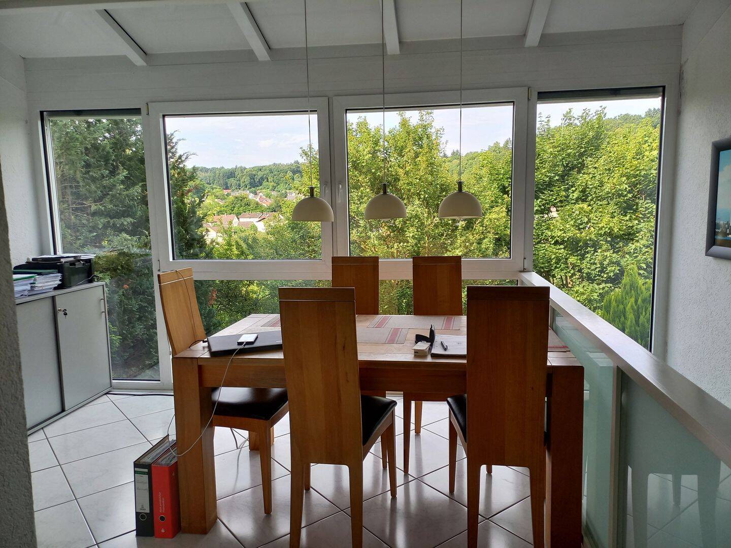 Immobilie in Kämpfelbach - Sonnige Wohnung mit Wintergarten, Balkon & Terrasse in Ersingen - Bild 0