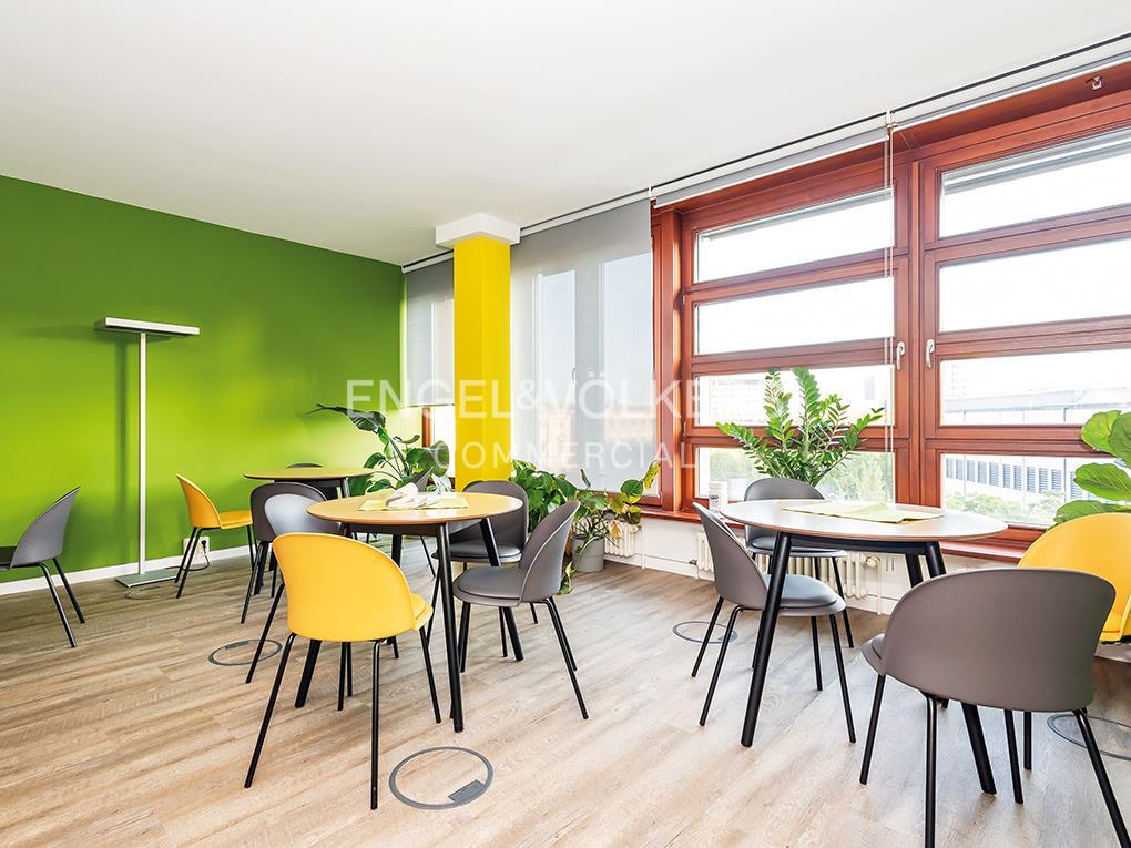 Büro-/Praxisfläche zur Miete 31 € 336 m²<br/>Bürofläche ab 336 m²<br/>Teilbarkeit Mitte Berlin 10117