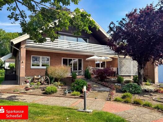 Mehrfamilienhaus zum Kauf 399.000 € 7 Zimmer 200,9 m² 854 m² Grundstück Zeven Zeven 27404