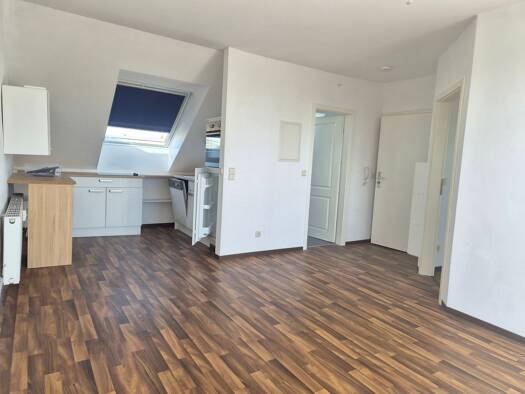 Wohnung zur Miete 350 € 2 Zimmer 45 m² Geschoss 3/3 frei ab sofort Ballenstedter Straße 3 Innenstadt Dessau-Roßlau 06842