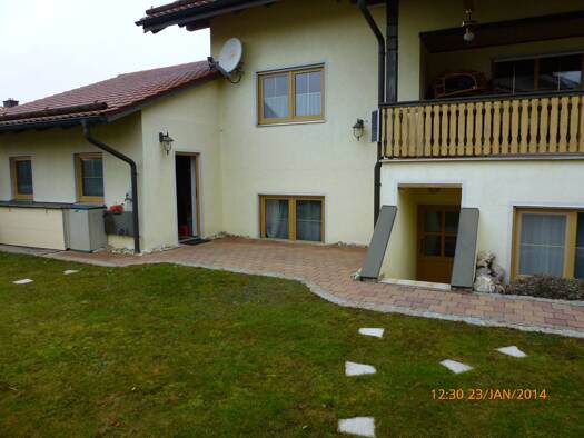 Wohnung zur Miete 736 € 1 Zimmer 92 m² Geschoss 1/3 frei ab 15.07.2026 Arnstorf 94424
