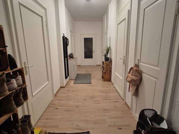 Wohnung zum Kauf 129.000 € 3 Zimmer 105 m² 2. Geschoss Innenstadt Riesa 01589