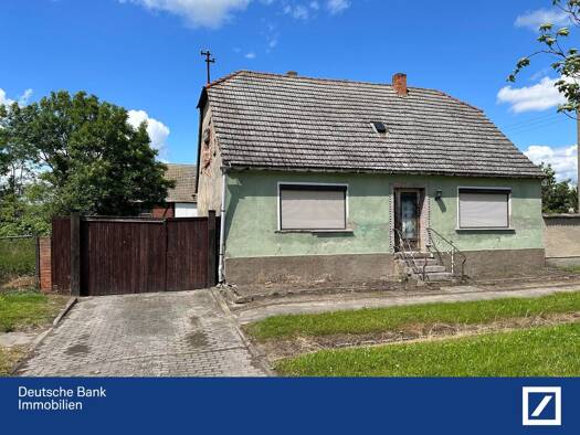 Einfamilienhaus zum Kauf 33.000 € 6 Zimmer 110 m² 2.450 m² Grundstück frei ab sofort Zeddenick Möckern 39291