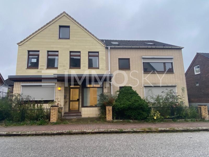 Einfamilienhaus zum Kauf 699.000 € 13 Zimmer 300 m²<br/>Wohnfläche 1.071 m²<br/>Grundstück Wedel 22880