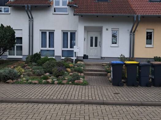Reihenmittelhaus zum Kauf 299.000 € 4 Zimmer 100 m² 213 m² Grundstück Dautzsch Halle (Saale) 06116