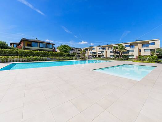 Wohnung zum Kauf 611.000 € 3 Zimmer 89,2 m² 2. Geschoss Desenzano del Garda 25015