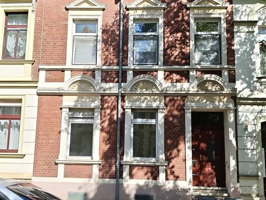 Wohnung zur Miete 365 € 2 Zimmer 56 m² frei ab sofort Neue Straße 51 Bernburg Bernburg 06406