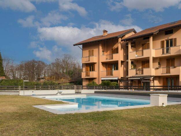 Studio zum Kauf 198.000 € 1 Zimmer 54 m² frei ab sofort Via per Corciano Meina 28046