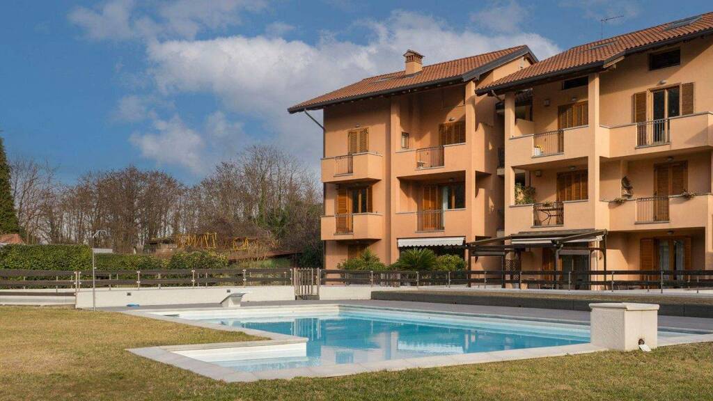 Studio zum Kauf 198.000 € 1 Zimmer 54 m² frei ab sofort Via per Corciano Meina 28046
