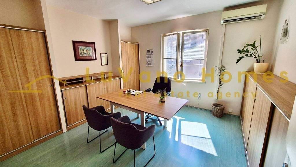 Büro zur Miete 850 € 2 Zimmer Belveder - Kozala