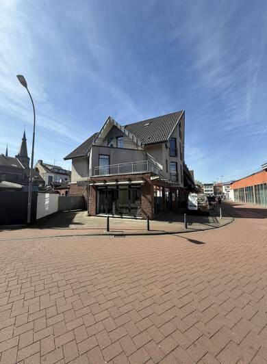 Wohn- und Geschäftshaus zum Kauf als Kapitalanlage geeignet 1.250.000 € 682,5 m² 850 m² Grundstück Alter Graben 47 - 49 St. Tönis Tönisvorst 47918