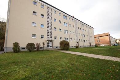 Wohnung zur Miete 385 € 3 Zimmer 59,5 m² 3. Geschoss Karl-Marx-Straße 19 Pößneck,Stadt Pößneck 07381