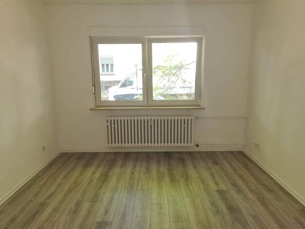 Wohnung zur Miete 385 € 3 Zimmer 54,1 m² EG Bayreuther Straße 49 Bruckhausen Duisburg 47166