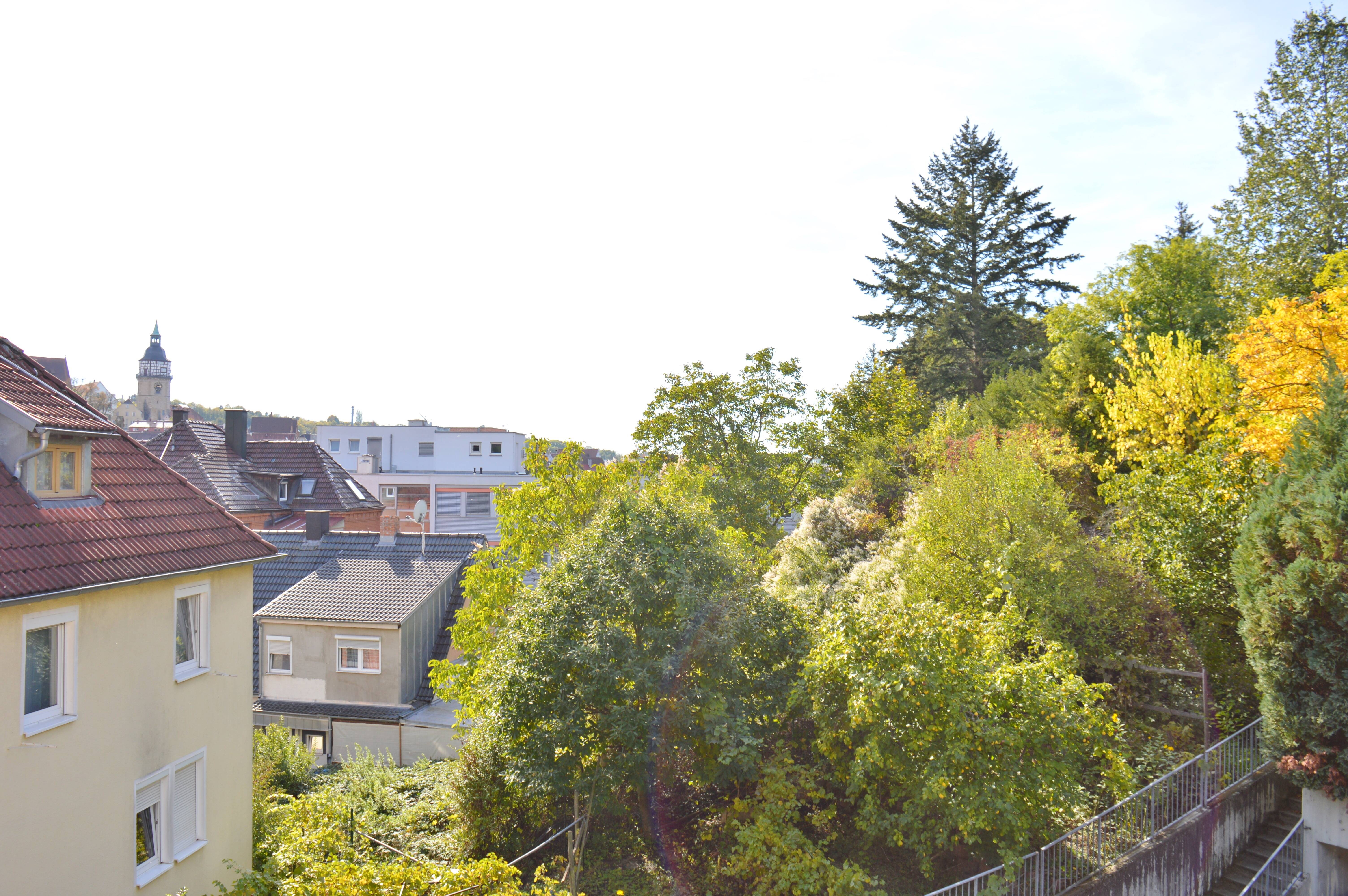 Immobilie in Backnang - Backnang     Schöne lichtdurchflutete und zentral gelegene Wohnung mit Stellplatz und Keller - Bild 0