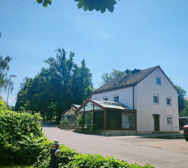 Einfamilienhaus zum Kauf 295.000 € 5 Zimmer 106 m² 600 m² Grundstück Coburg Coburg 96450