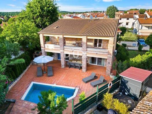 Haus zum Kauf 571.000 € 5 Zimmer 238 m² Funtana
