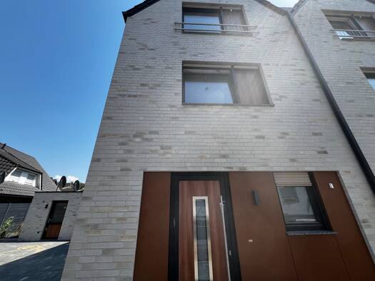 Reihenmittelhaus zum Kauf - Erstbezug 585.000 € 4 Zimmer 119 m² 585 m² Grundstück frei ab sofort Münster / Südost 48167